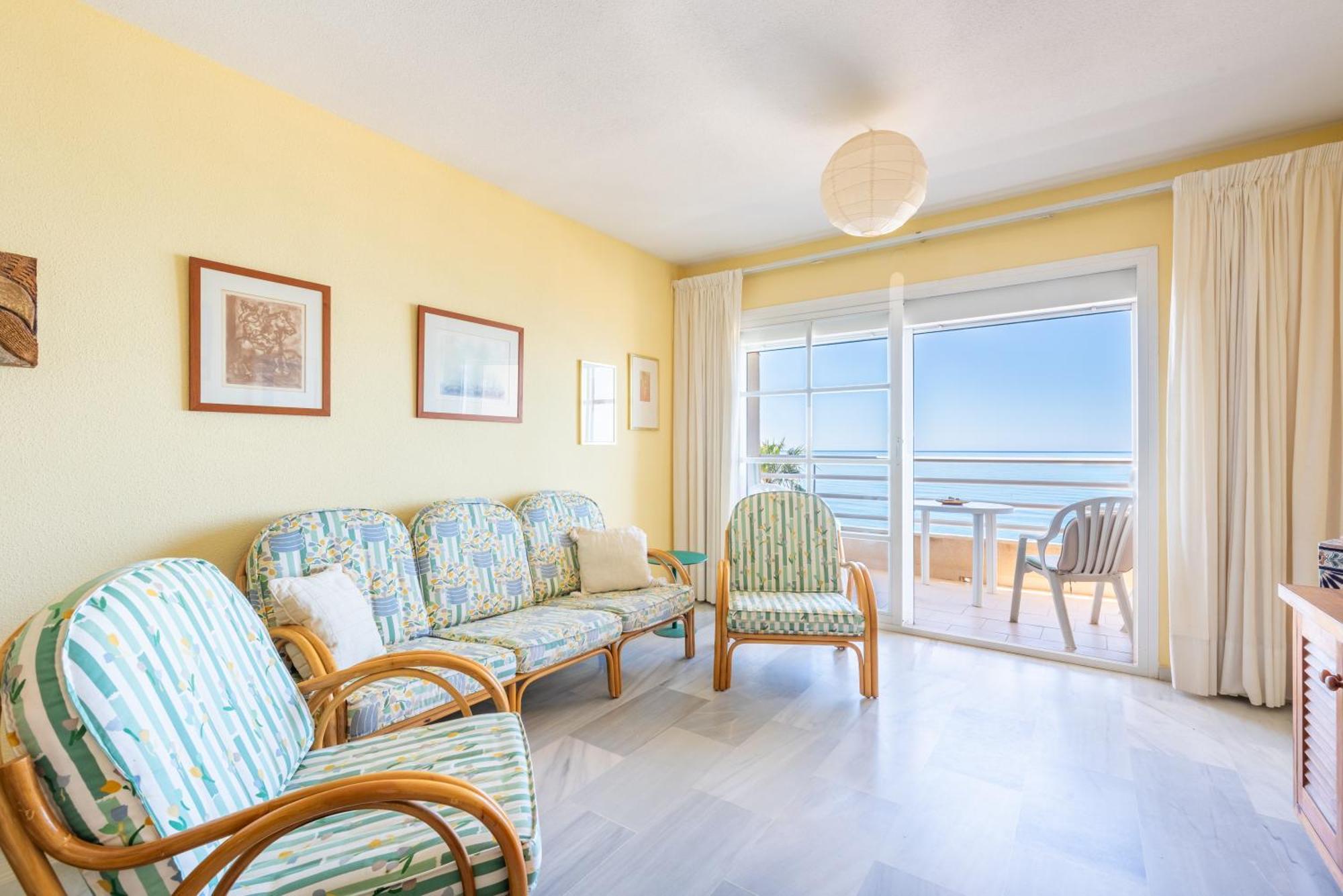 Wintowinrentals 1ª Linea De Playa, Parking Y Wifi リンコン・デ・ラ・ビクトリア エクステリア 写真