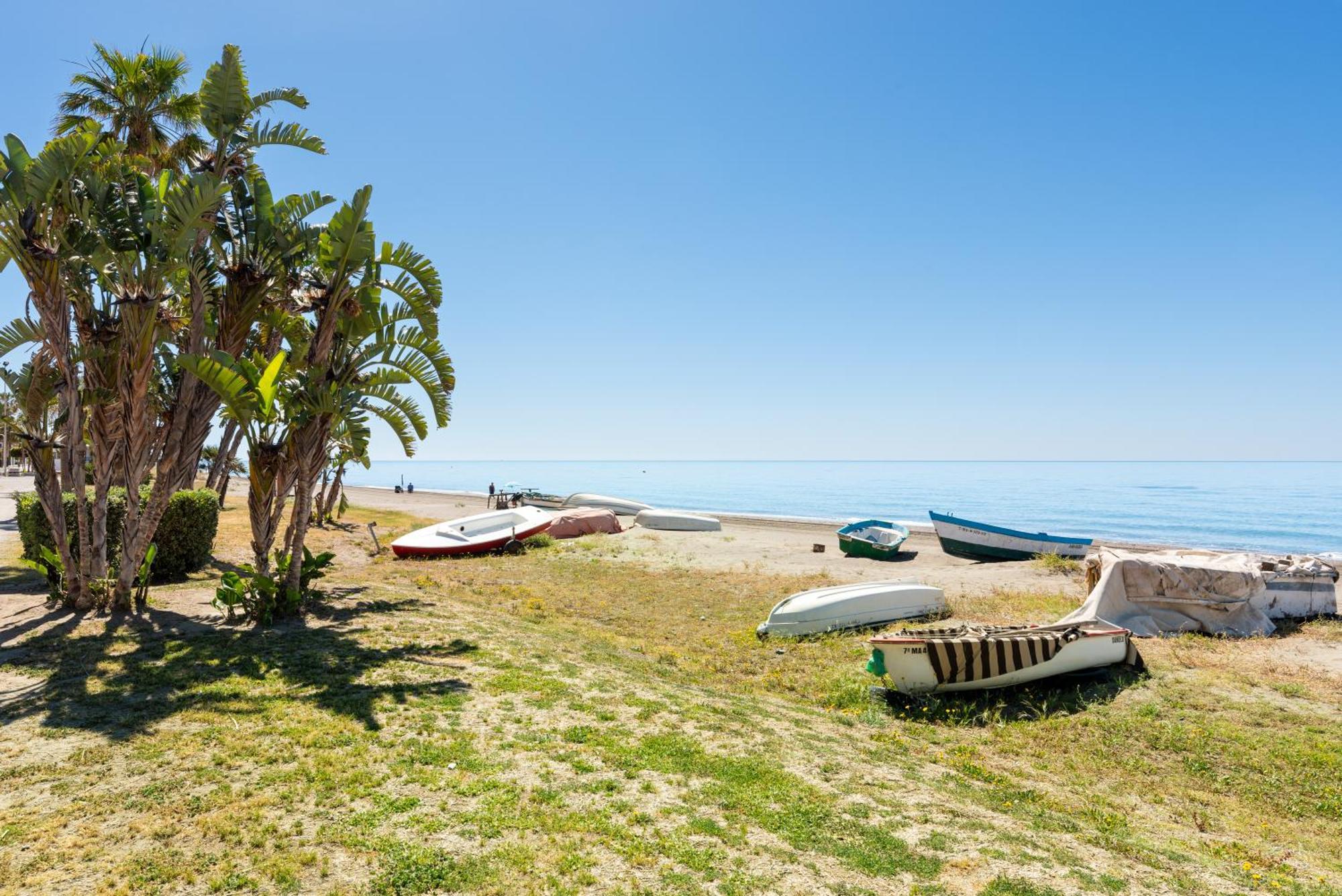 Wintowinrentals 1ª Linea De Playa, Parking Y Wifi リンコン・デ・ラ・ビクトリア エクステリア 写真
