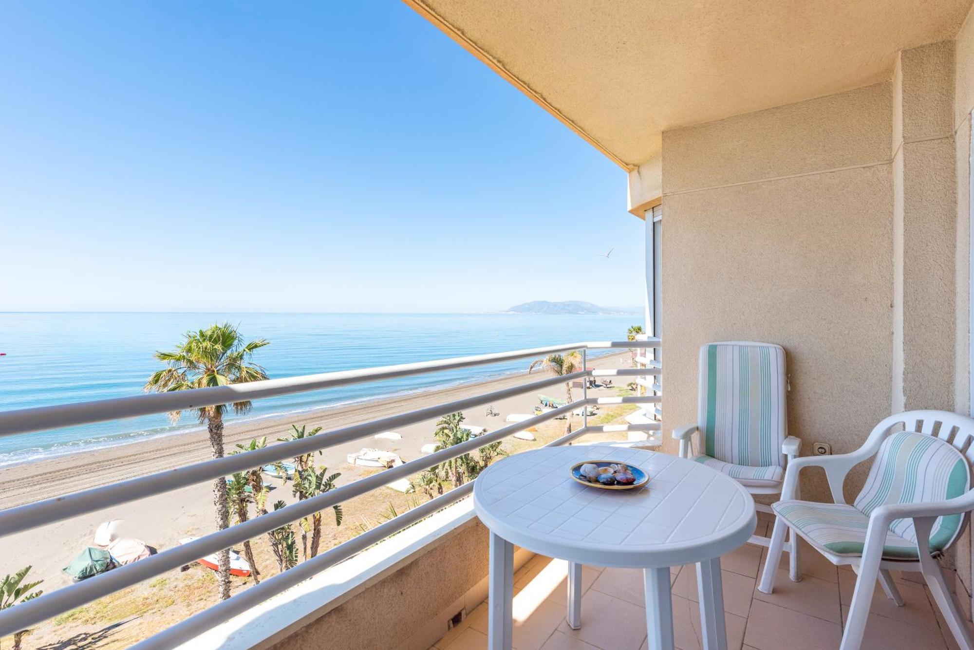 Wintowinrentals 1ª Linea De Playa, Parking Y Wifi リンコン・デ・ラ・ビクトリア エクステリア 写真